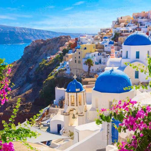 Santorini, Greece: A History from Ancient Thera to Now!