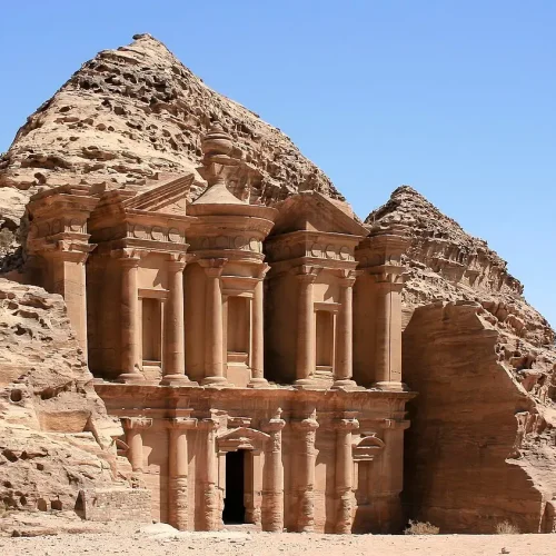 10 Must-Visit Historical Places in the Middle East