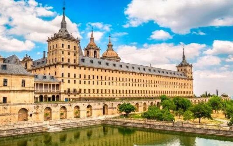El Escorial Madrid: Royal Monastery & Palace